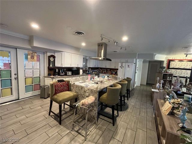 1508 East Twain Avenue, Las Vegas, NV 89169