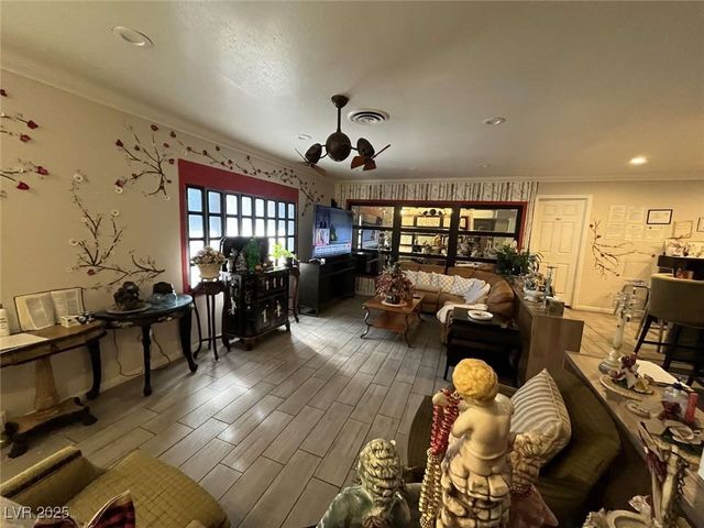 1508 East Twain Avenue, Las Vegas, NV 89169