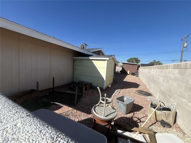 1508 East Twain Avenue, Las Vegas, NV 89169