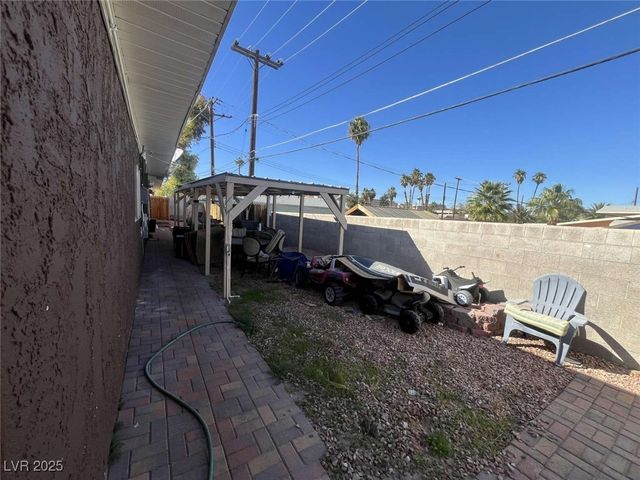 1508 East Twain Avenue, Las Vegas, NV 89169