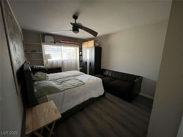 1508 East Twain Avenue, Las Vegas, NV 89169