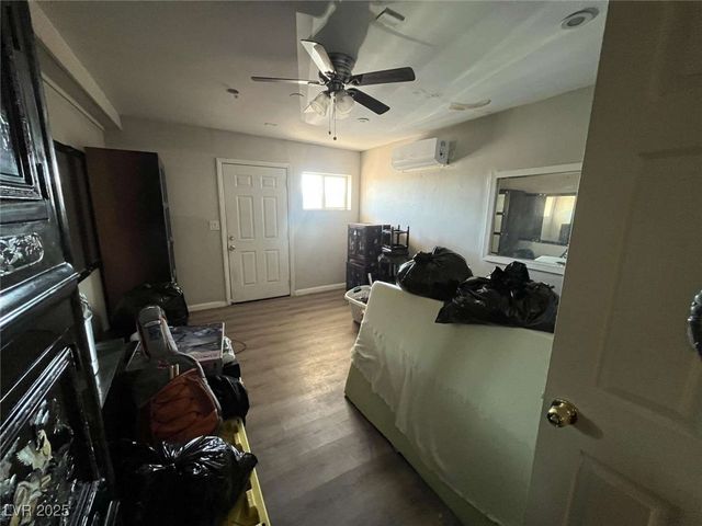 1508 East Twain Avenue, Las Vegas, NV 89169