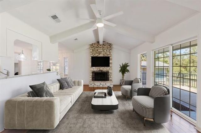 142 Lakeshore DR, Horseshoe Bay, TX 78657