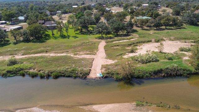 142 Lakeshore DR, Horseshoe Bay, TX 78657