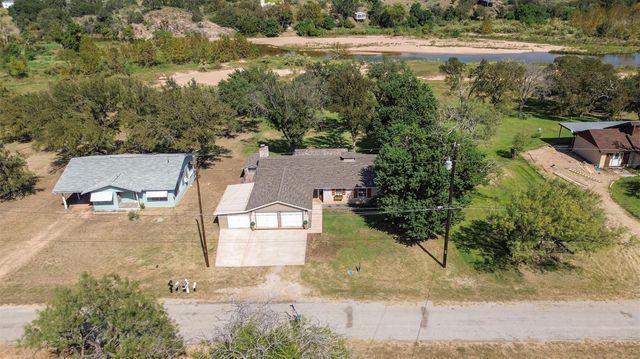 142 Lakeshore DR, Horseshoe Bay, TX 78657