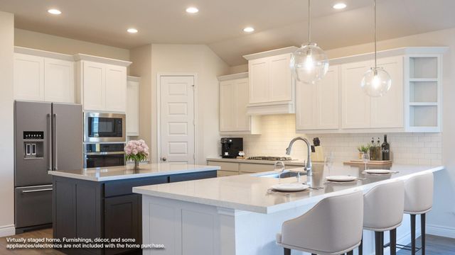 101 La Venta LOOP, Liberty Hill, TX 78642