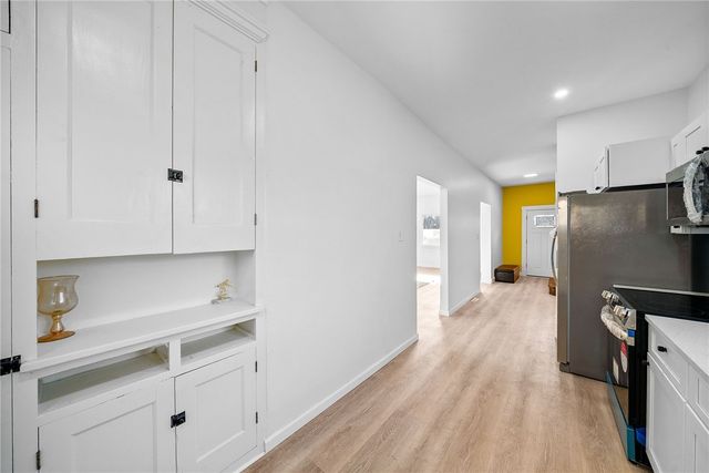 127 E Woodford Ave, Carrick, PA 15210