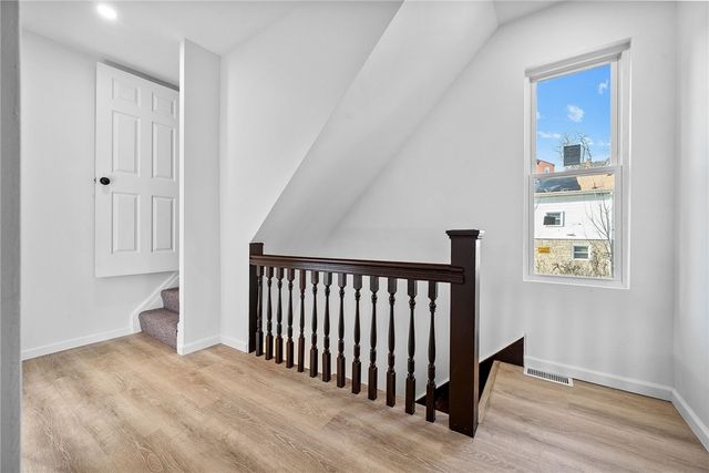 127 E Woodford Ave, Carrick, PA 15210