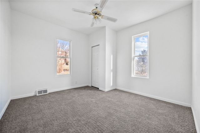 127 E Woodford Ave, Carrick, PA 15210