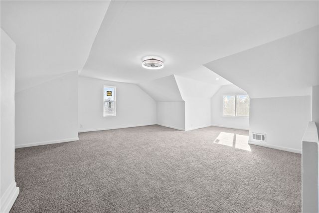 127 E Woodford Ave, Carrick, PA 15210