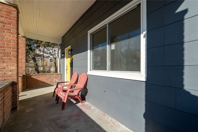 127 E Woodford Ave, Carrick, PA 15210