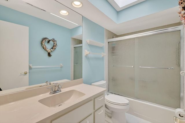 5422 SE Meredith Terrace, Stuart, FL 34997