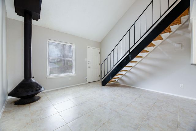 3468 Willowrun DR B, Austin, TX 78704