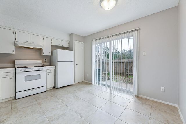 3468 Willowrun DR B, Austin, TX 78704