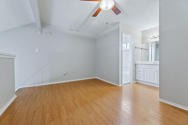 3468 Willowrun DR B, Austin, TX 78704