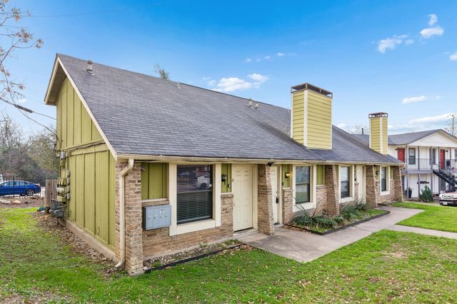 3468 Willowrun DR B, Austin, TX 78704
