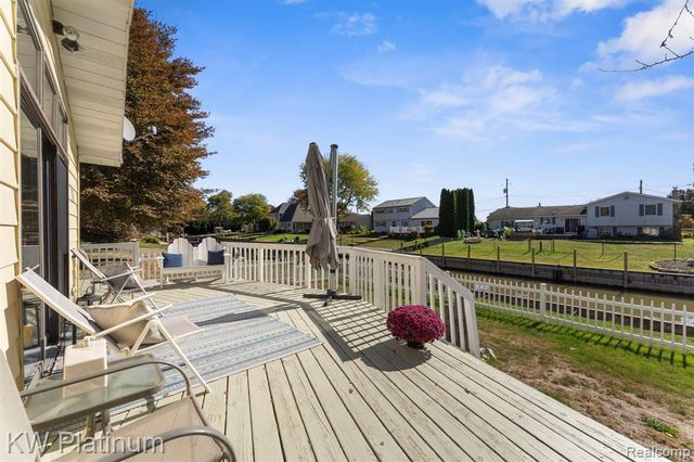 2838 Elmwood Street, Port Huron, MI 48060