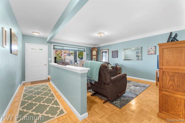 2838 Elmwood Street, Port Huron, MI 48060