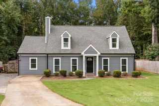 11601 Calgary Drive, Charlotte, NC 28215