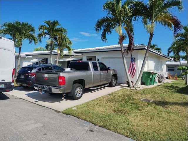 6810 NW 75th Street, Tamarac, FL 33321