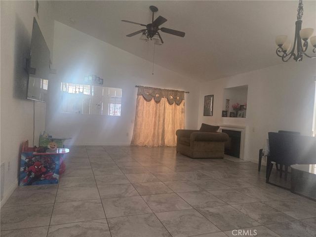 1208 N Fillmore, Rialto, CA 92376