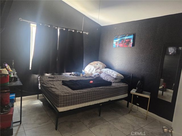 1208 N Fillmore, Rialto, CA 92376