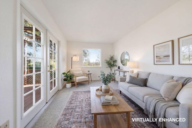 16533 Blue Horse Road, Anderson, CA 96007