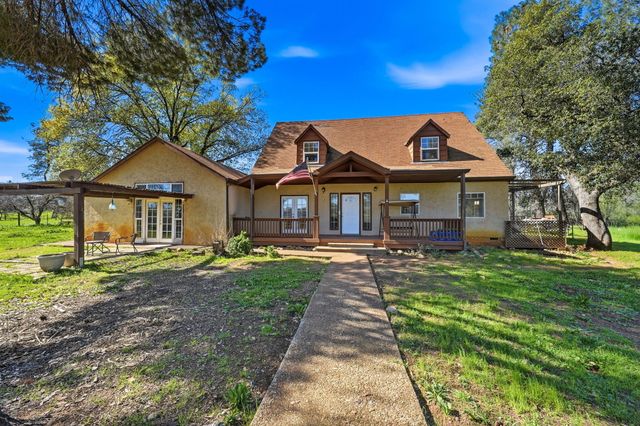 16533 Blue Horse Road, Anderson, CA 96007