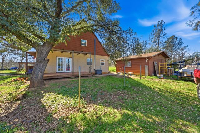 16533 Blue Horse Road, Anderson, CA 96007