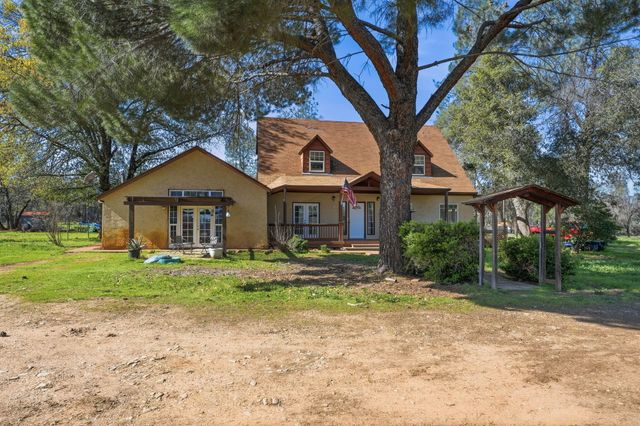 16533 Blue Horse Road, Anderson, CA 96007