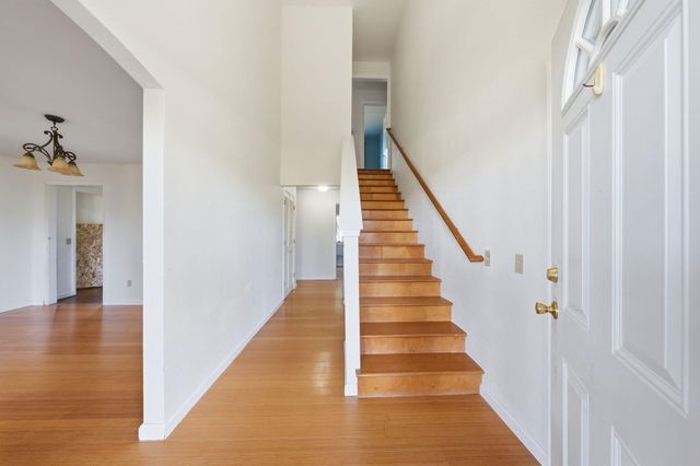 16533 Blue Horse Road, Anderson, CA 96007