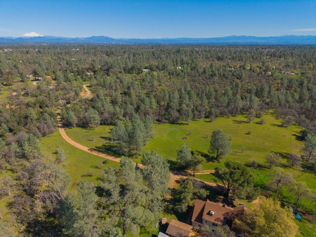 16533 Blue Horse Road, Anderson, CA 96007