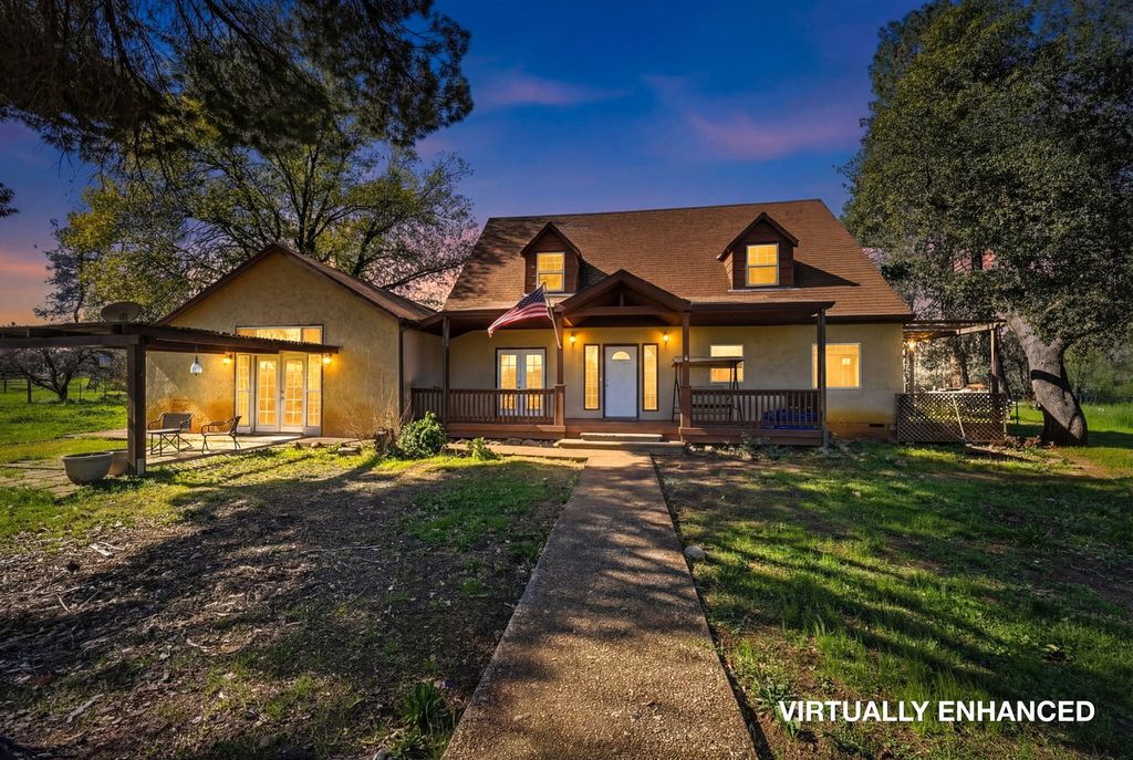 16533 Blue Horse Road, Anderson, CA 96007