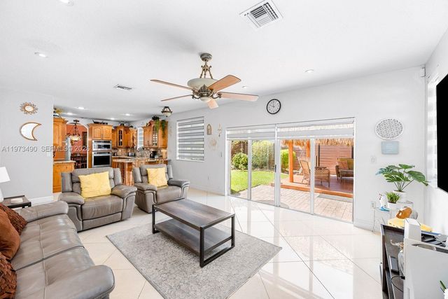 14336 SW 158th Pl, Miami, FL 33196