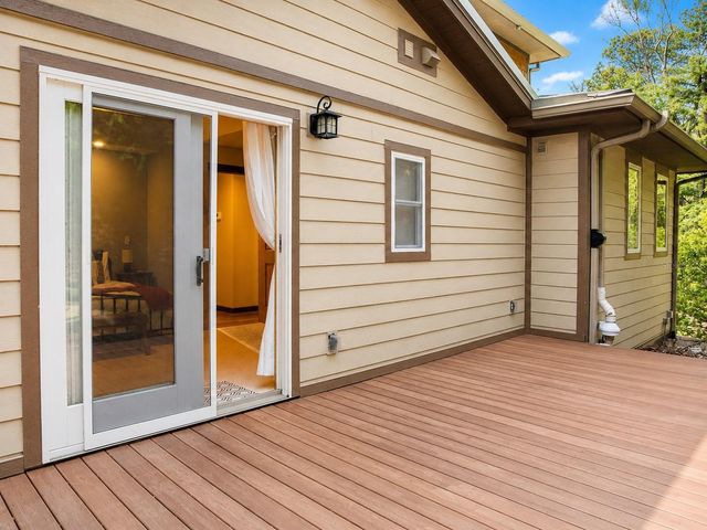 425 FLAT TOP MOUNTAIN ROAD, Fairview, NC 28730