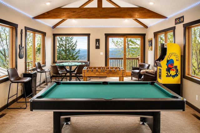 425 FLAT TOP MOUNTAIN ROAD, Fairview, NC 28730