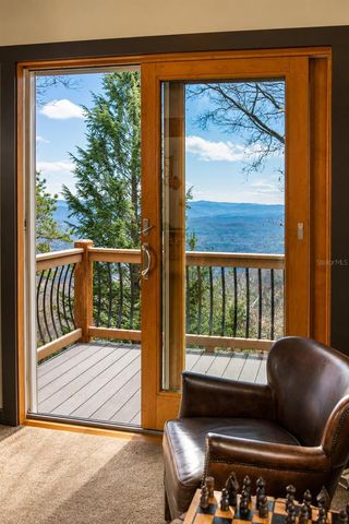 425 FLAT TOP MOUNTAIN ROAD, Fairview, NC 28730