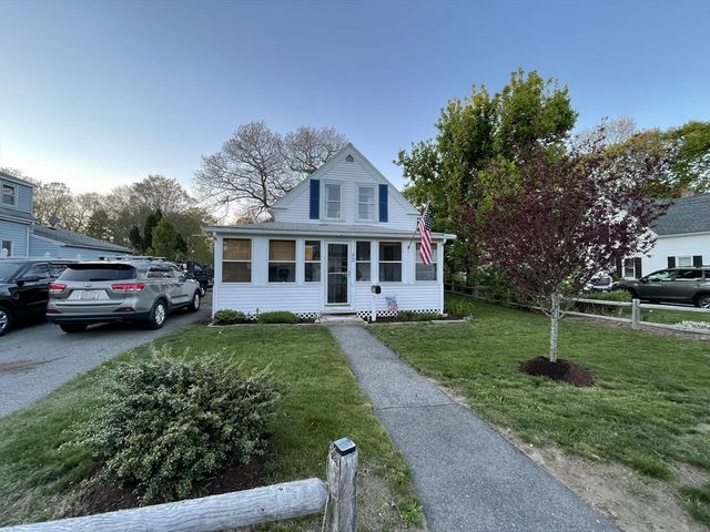 93 Central Street, Rockland, MA 02370