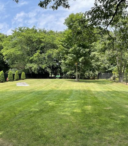 93 Central Street, Rockland, MA 02370