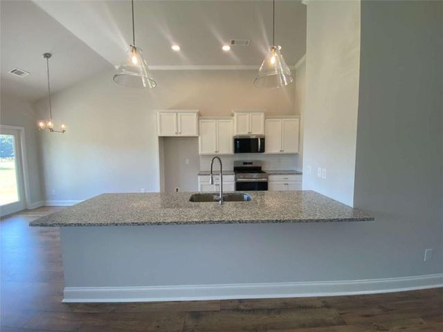 372 Glenside Drive, Jefferson, GA 30549