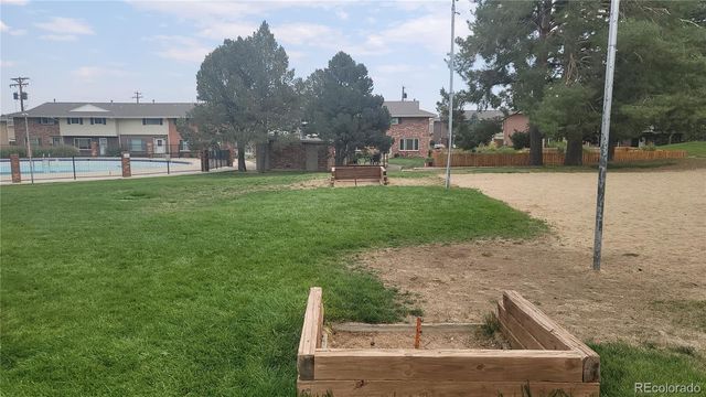 9209 E Nassau Avenue, Denver, CO 80237