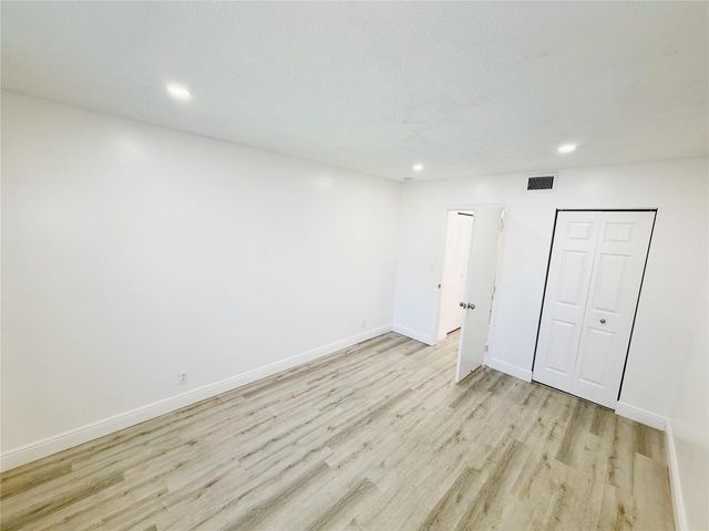 2710 Riverside Drive 201, Coral Springs, FL 33065