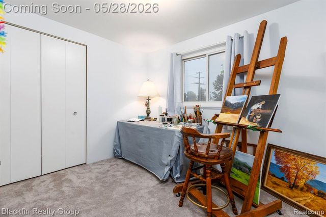 430 N Batchewana Street, Clawson, MI 48017
