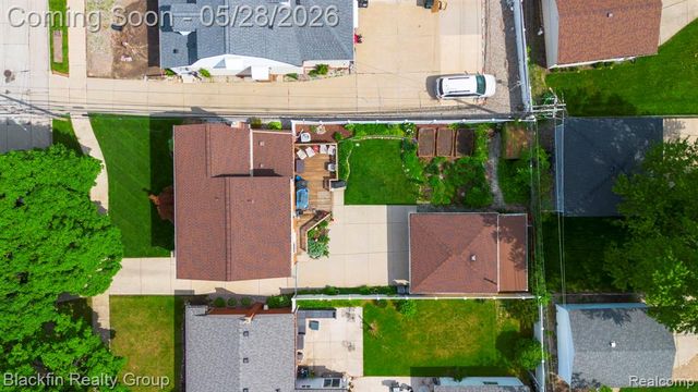 430 N Batchewana Street, Clawson, MI 48017