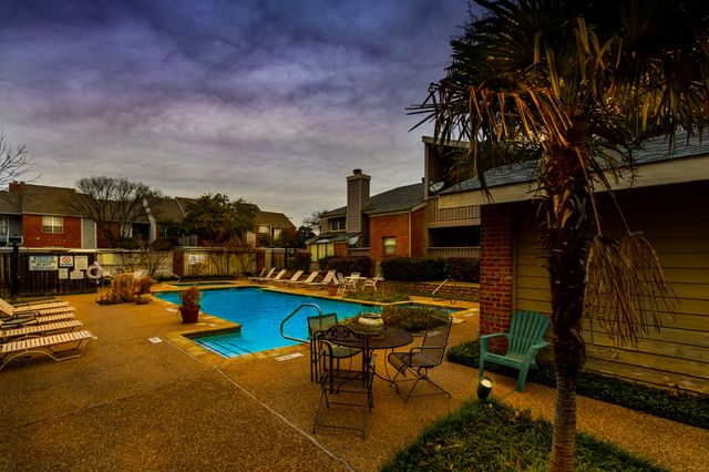 2100 Randy Snow Road 412, Arlington, TX 76011