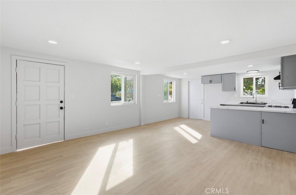 296 S Hewes Street, Orange, CA 92869 — photo 3