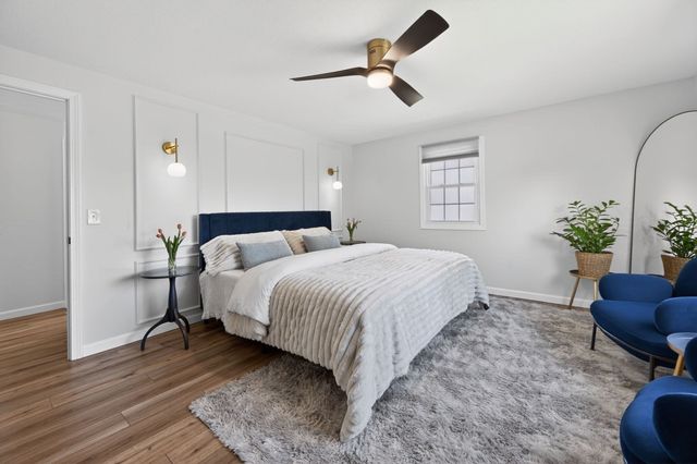 52 Stagecoach Rd, Amherst, MA 01002