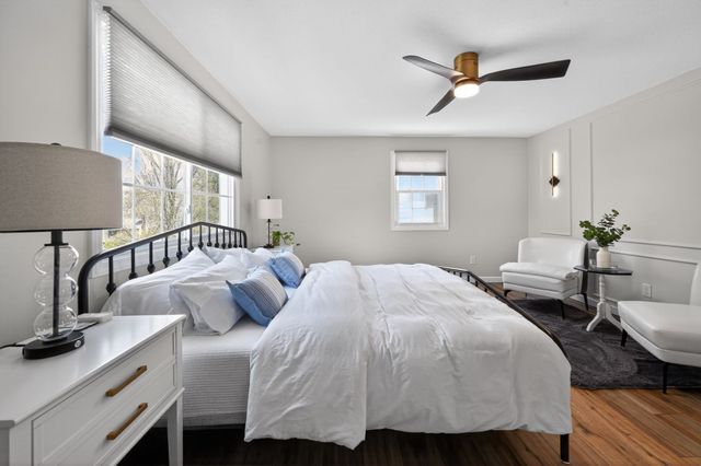 52 Stagecoach Rd, Amherst, MA 01002