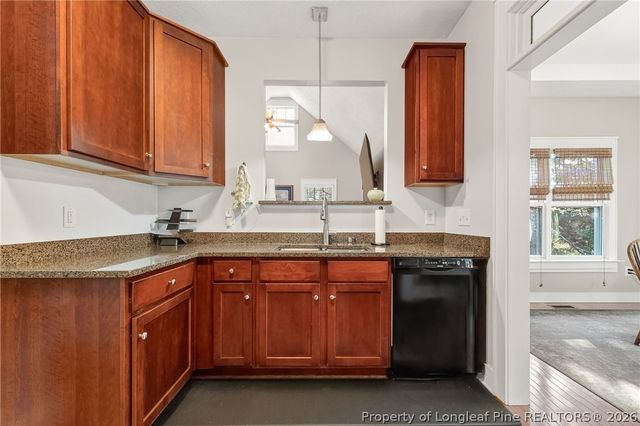 124 Riviera Lane, Sanford, NC 27332