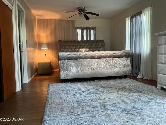 711 S Palmetto Avenue, Daytona Beach, FL 32114